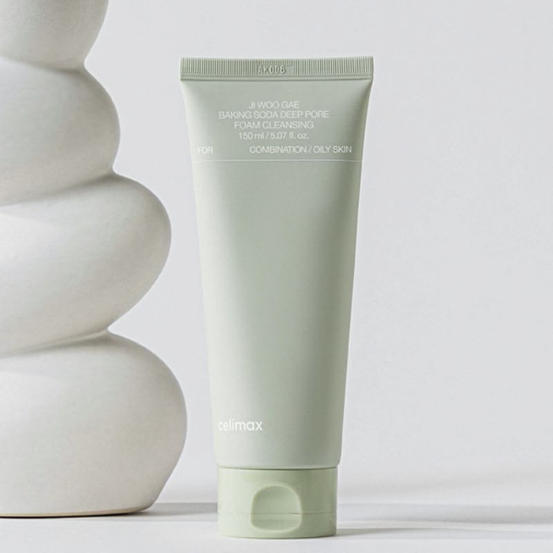 De Celimax Baking Soda Deep Pore Foam Cleanser